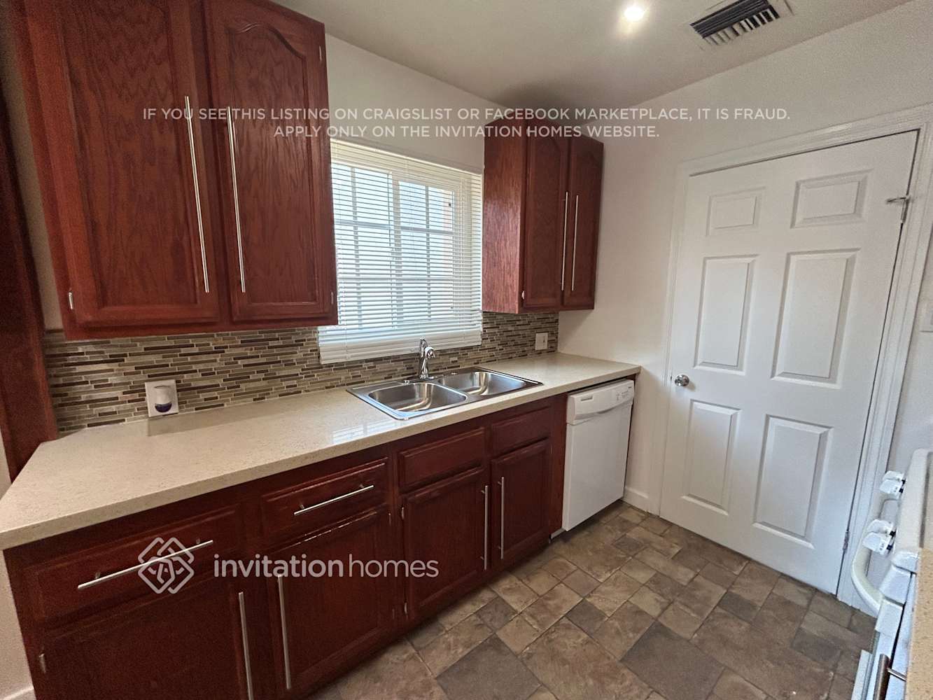 Building Photo - 6509 Whitman Ave