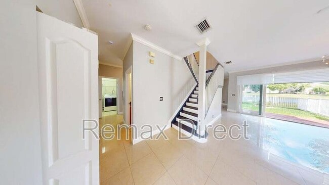 Building Photo - 113 Canterbury Pl