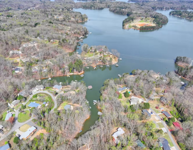 Building Photo - 2817 Evergreen Pl