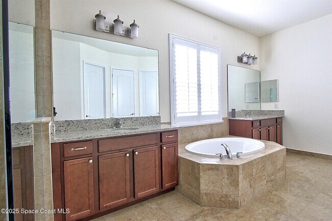 Building Photo - 2542 Chapel Bridge Ln