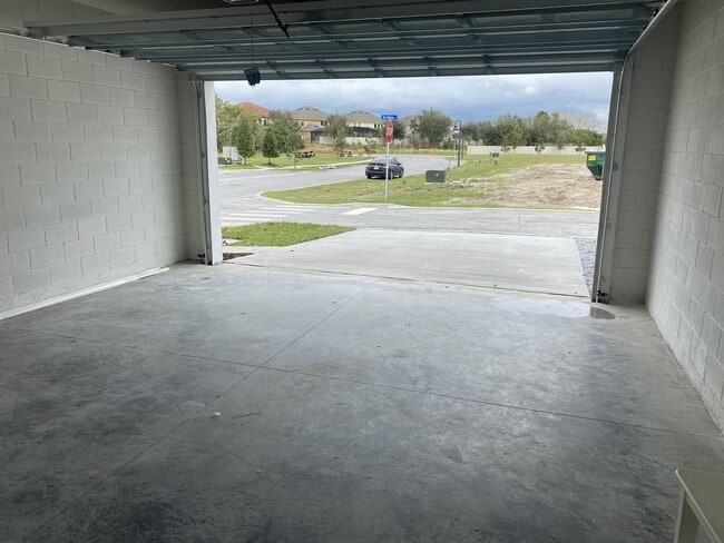 Building Photo - 9005 Via Di Canti Dr