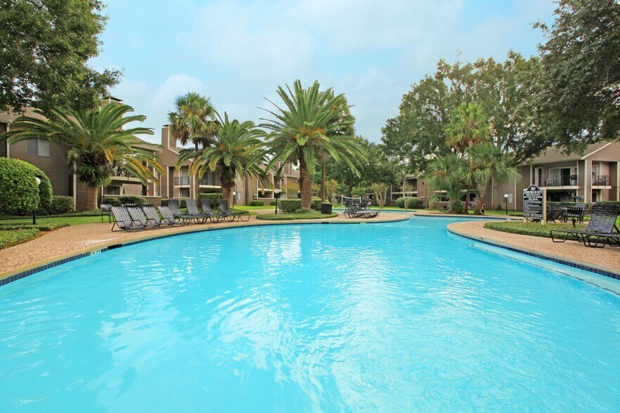 The Cove Apartments Houston, TX Apartment Finder