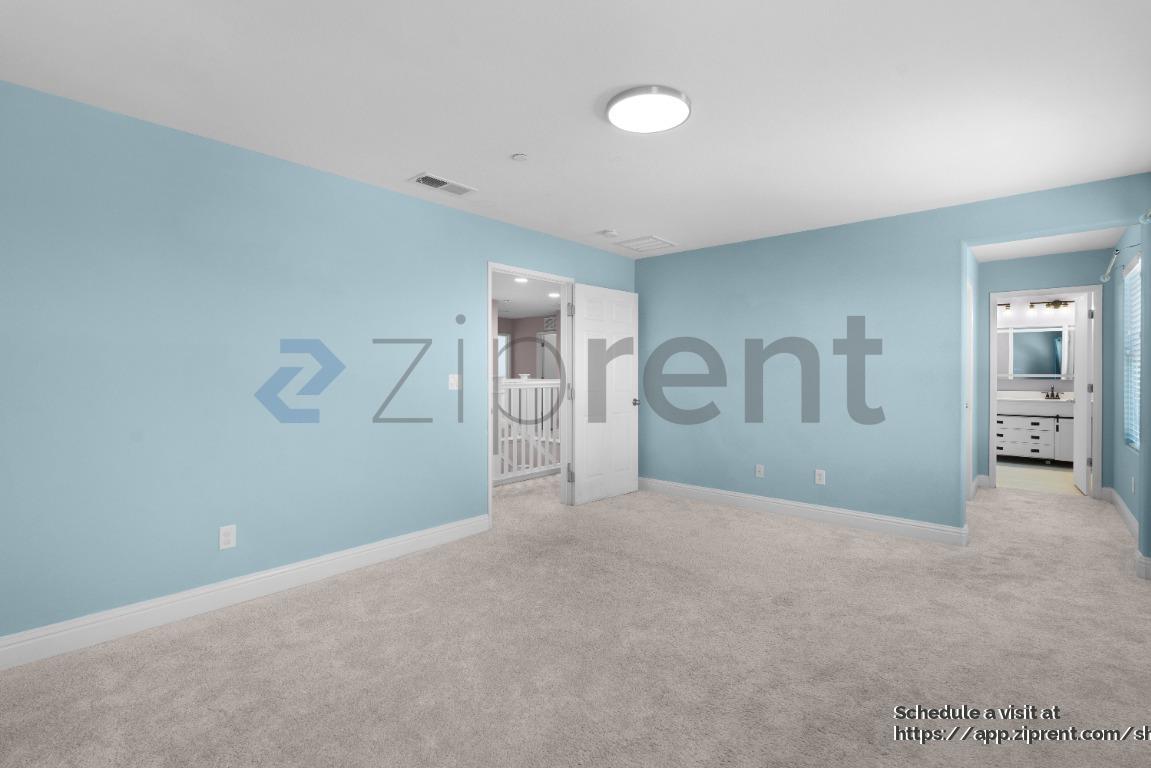 Building Photo - 7517 Hazelton Way