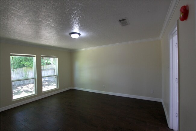 Building Photo - 4330 Regency Villa Dr