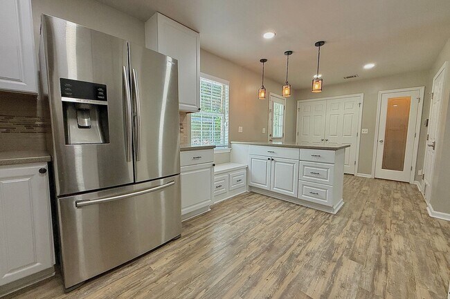 Building Photo - COMING AUGUST 2026! (Small Pets Only)