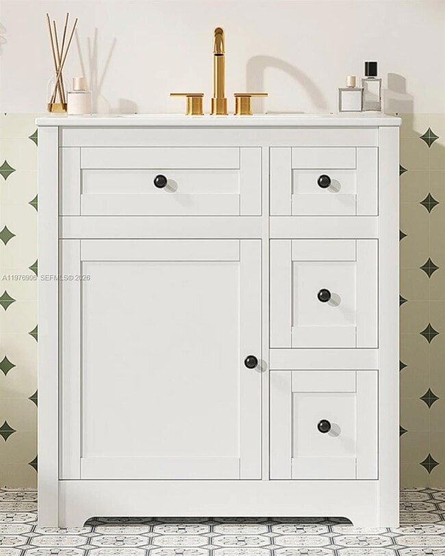 Building Photo - 7816 SW 102nd Ln