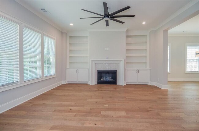 Building Photo - 3963 Enclave Wy