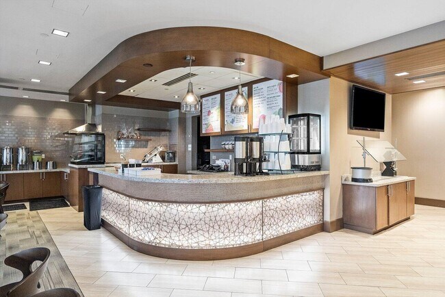 Building Photo - 3506 NW Clubside Cir