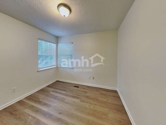 Building Photo - 8922 Tendring Ct