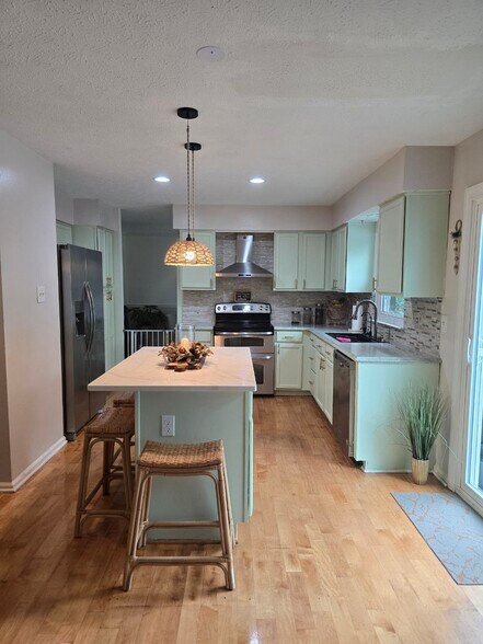 Building Photo - 6618 Gooseander Ct
