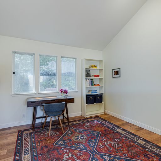 Building Photo - 25 Fir Ave