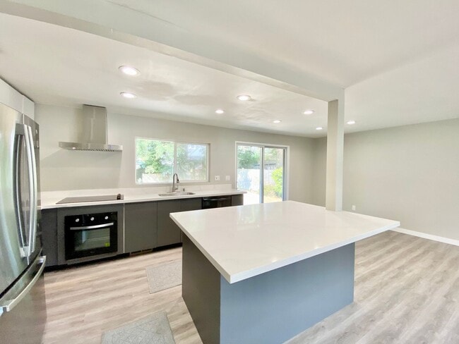 Building Photo - Great Home for rent