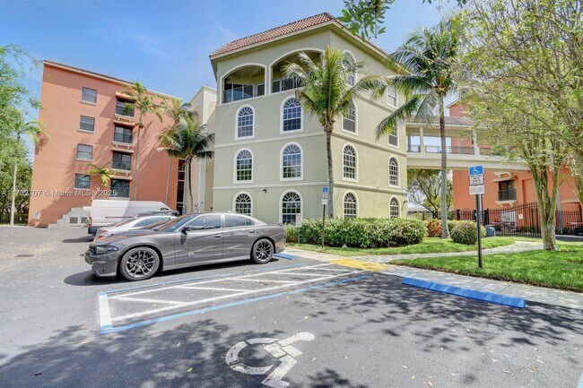 Building Photo - 1610 Presidential Way