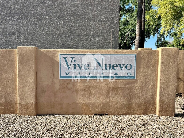 Building Photo - 8243 E Thomas Rd