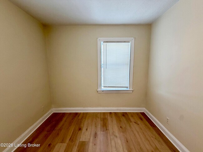 Building Photo - 4309 Elliott Ave