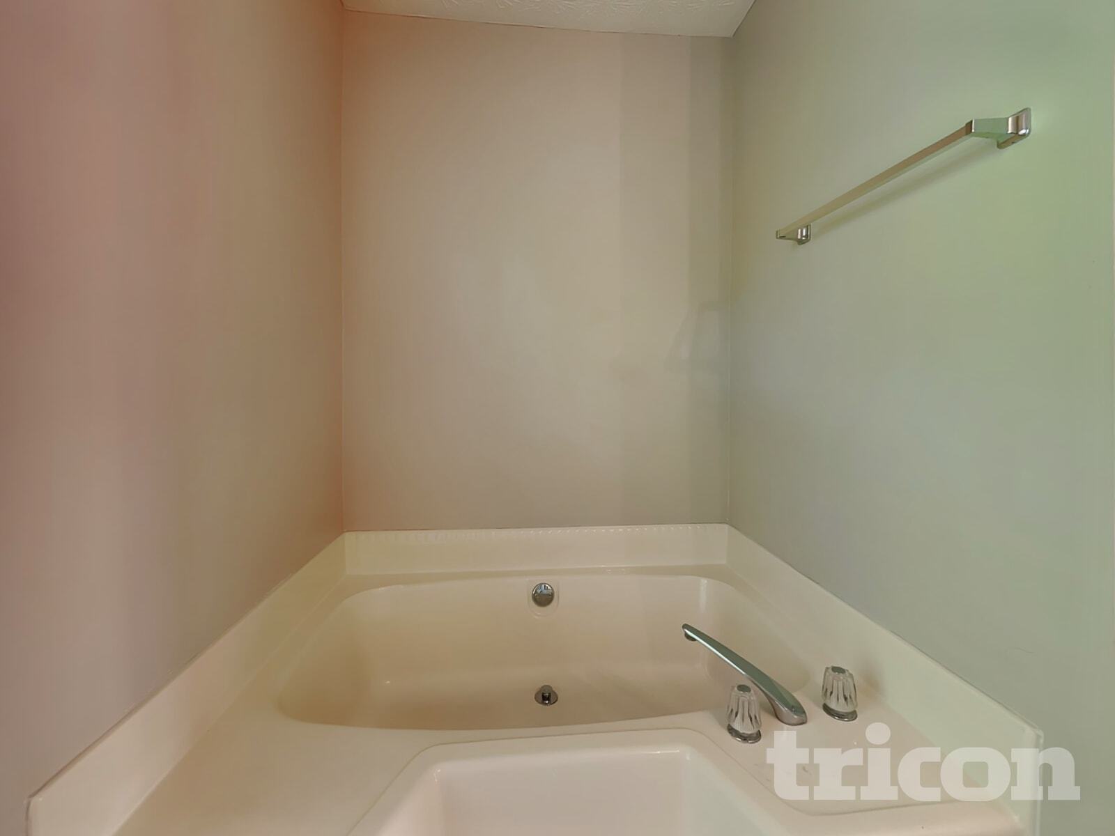 Building Photo - 1110 Karastan Ct SW