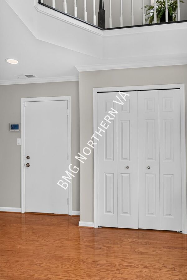 Building Photo - 6001 Keble Dr