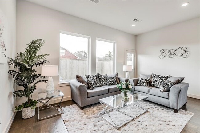 Building Photo - 4143 Griggs Rd