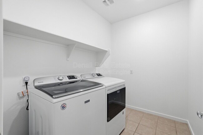 Building Photo - 13300 N 141st Ln