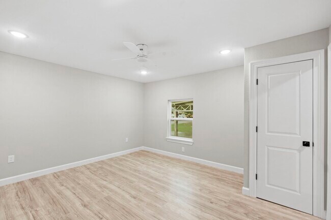 Building Photo - 1426 16th St