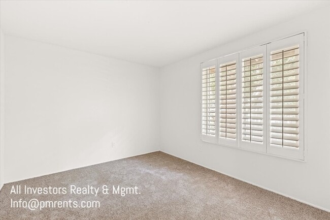 Building Photo - 4219 Avati Dr