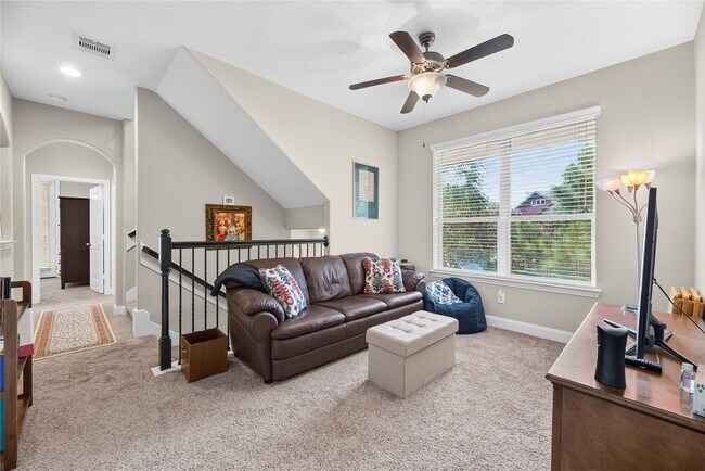 Building Photo - 403 Marina View Dr