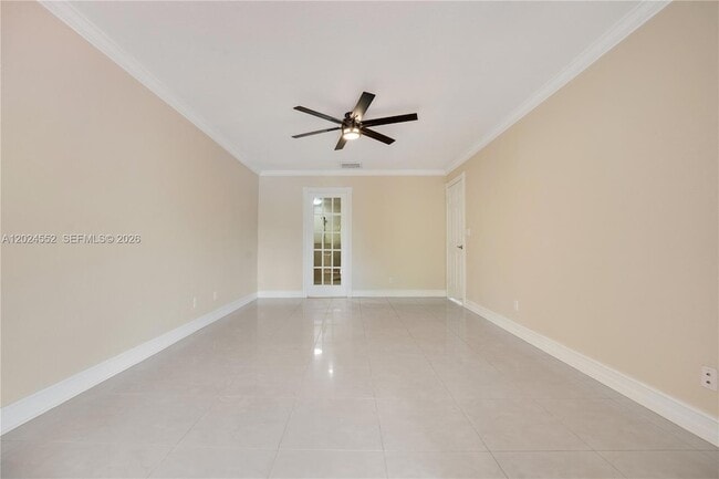 Building Photo - 3719 Estepona Ave