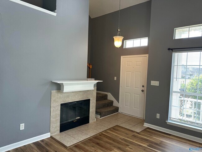 Building Photo - 115 Turnbrook Dr SW
