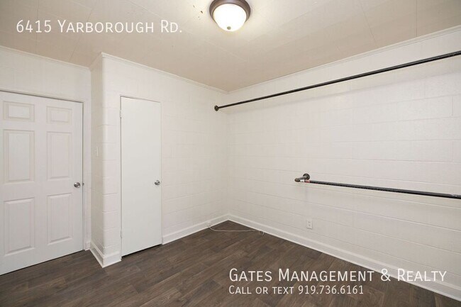 Building Photo - 6415 Yarborough Rd