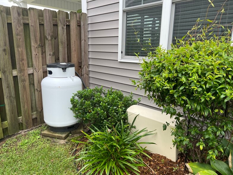 Propane - 1230 Big Field Dr