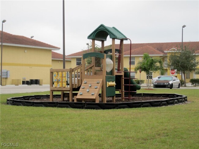 Building Photo - 8416 Bernwood Cove Loop