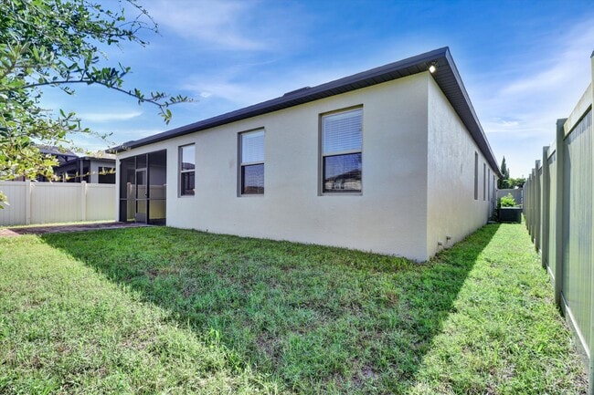 Building Photo - 1856 Napoli Dr