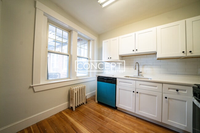 Building Photo - 56 Selkirk Rd