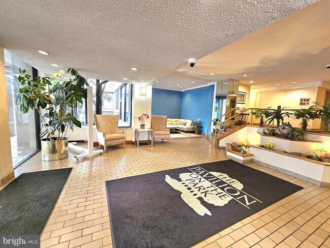 Building Photo - 5340 Holmes Run Pkwy