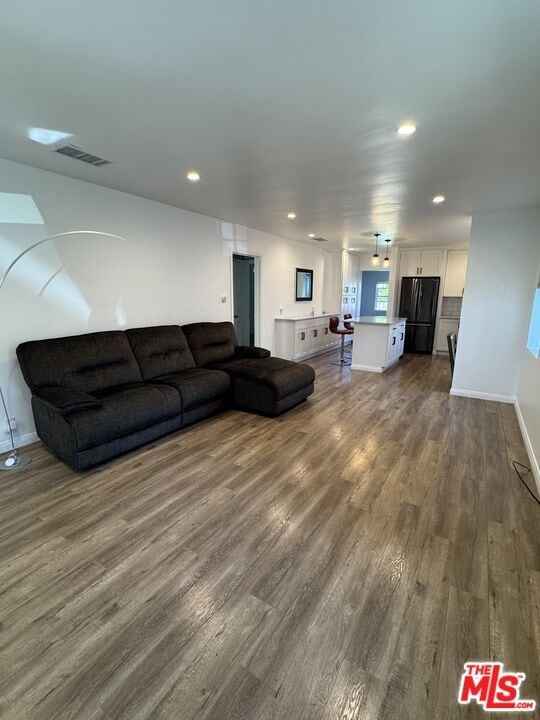 Building Photo - 446 N California St