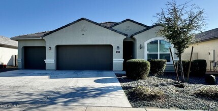 Building Photo - 4613 W Dill Ave