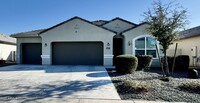 Building Photo - 4613 W Dill Ave