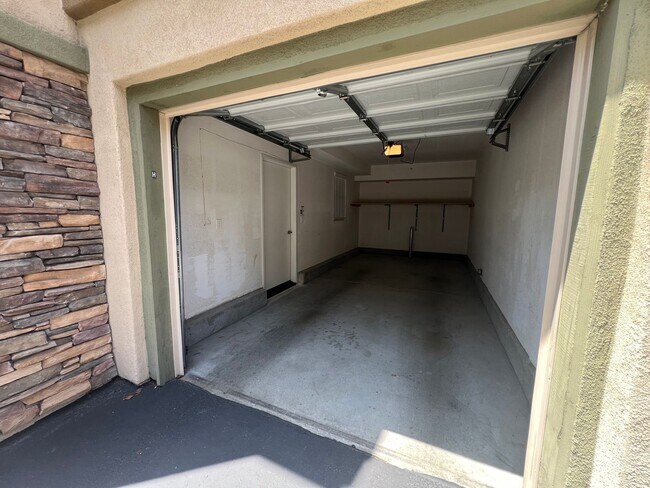 Building Photo - Coming Soon! Otay Ranch Townhouse with att...