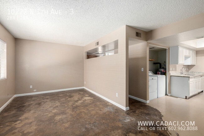Building Photo - 10222 N 7th Ave