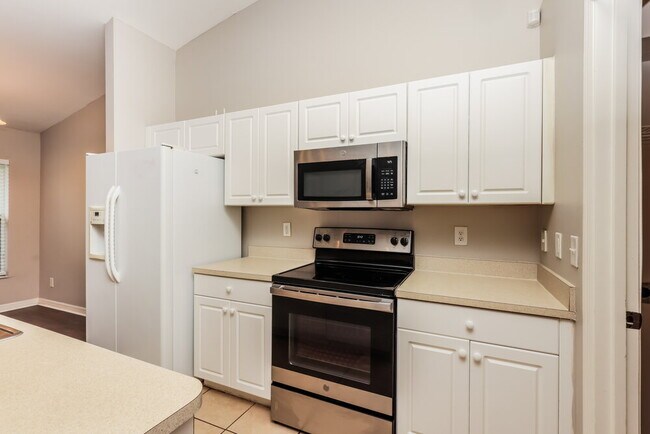 Building Photo - 2601 Darlene Pl