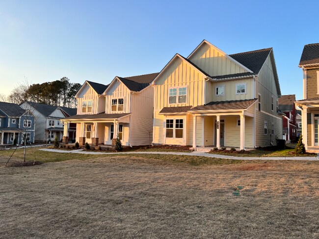 Building Photo - 4091 Aveline Ln