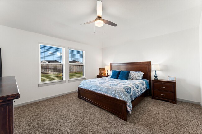 Building Photo - 1007 Cotswold Ct