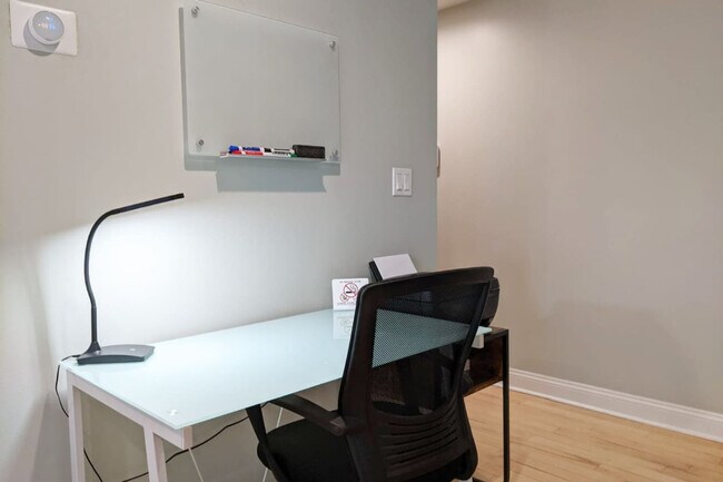 Building Photo - 248 Market St