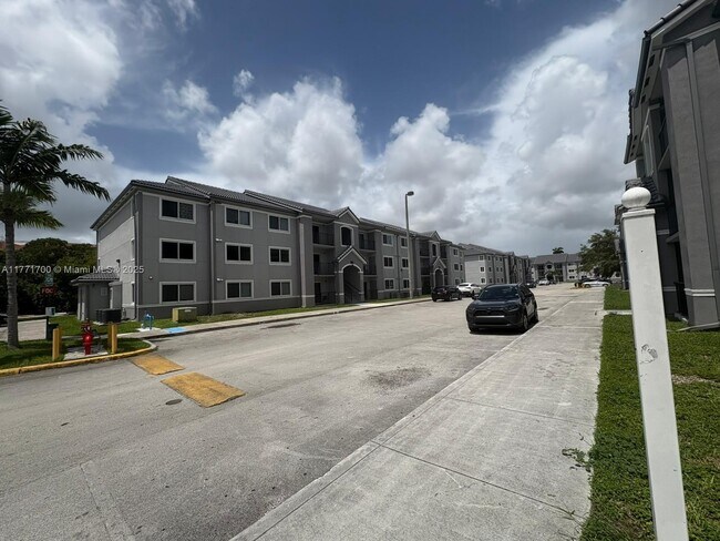 Building Photo - 15422 SW 284th St
