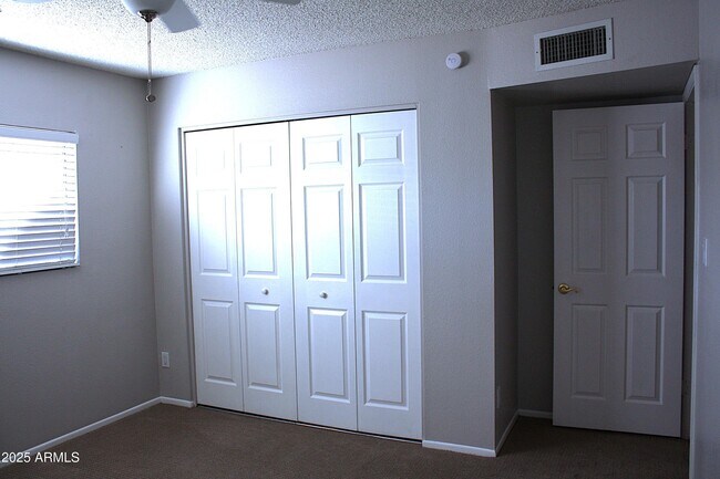 Building Photo - 15420 N 58th Ave