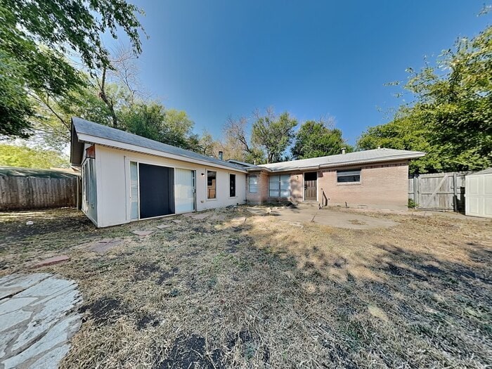 Building Photo - 614 Maydelle Ln