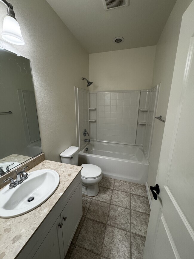 Building Photo - 9604 Prometheus Dr