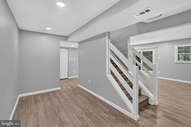 Building Photo - 4752 Carterwood Dr