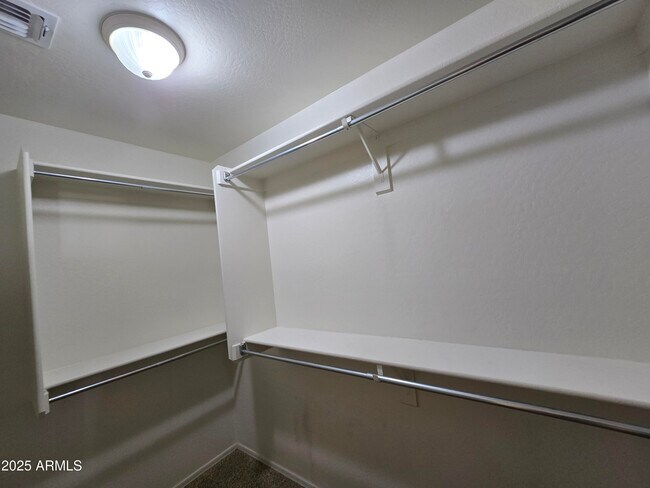 Building Photo - 256 N Scott Dr