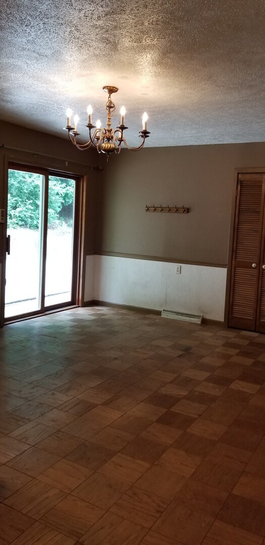 Building Photo - 131-BLD